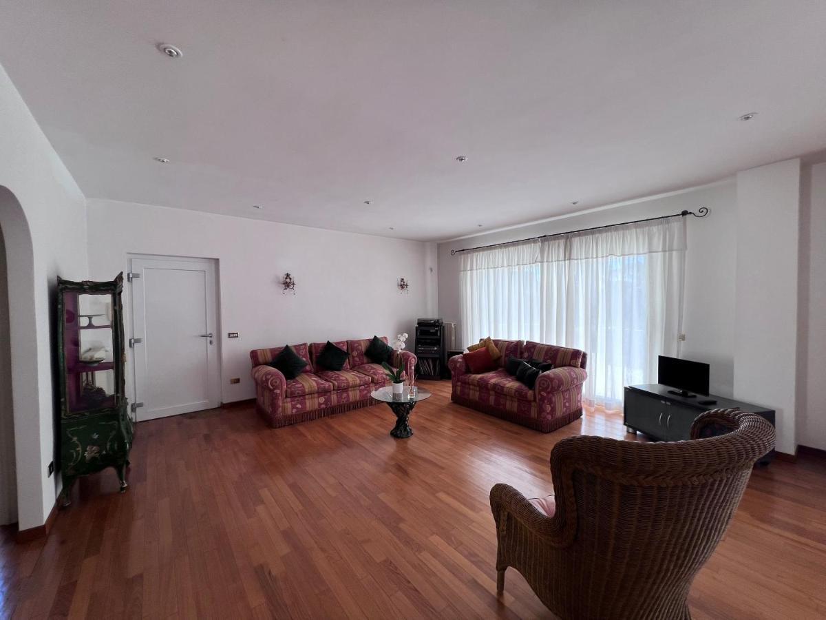 Villa Luxury Roma Marco Simone Zewnętrze zdjęcie